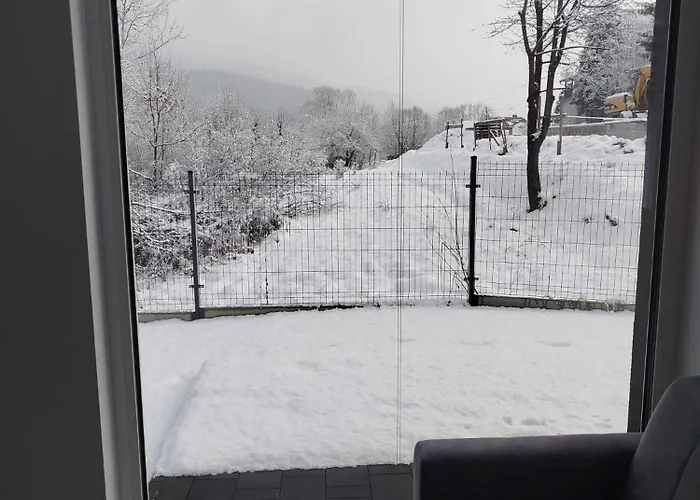 Caloroczny בית נופש Stroza (Myslenice)